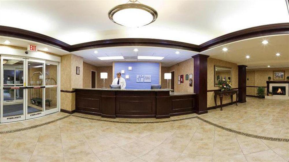 Holiday Inn Express Hotel & Suites - Concord By Ihg Kannapolis Dış mekan fotoğraf